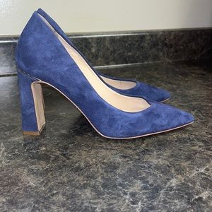 Aldo blue suede pumps size 7.5
